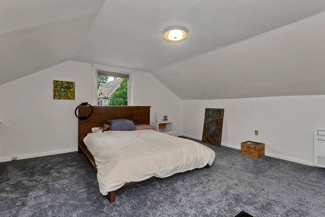 21 Winthrop Street, Northampton, MA 01060