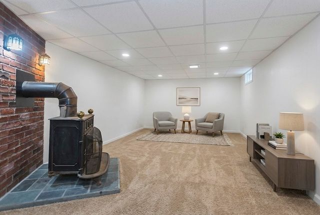 21 Winthrop Street, Northampton, MA 01060