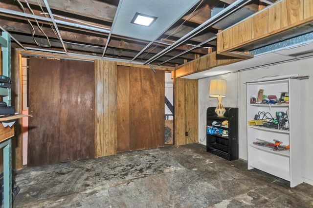 21 Winthrop Street, Northampton, MA 01060