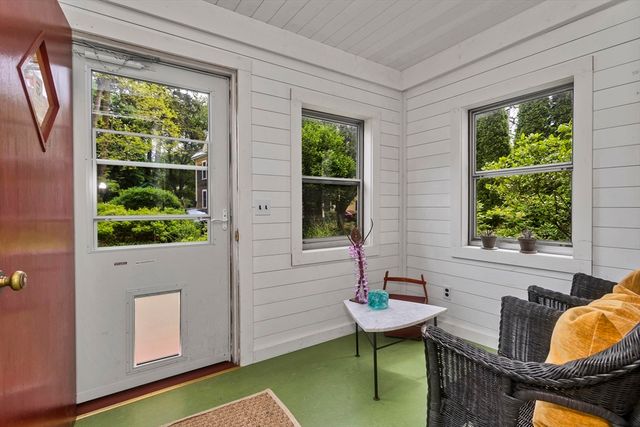 21 Winthrop Street, Northampton, MA 01060