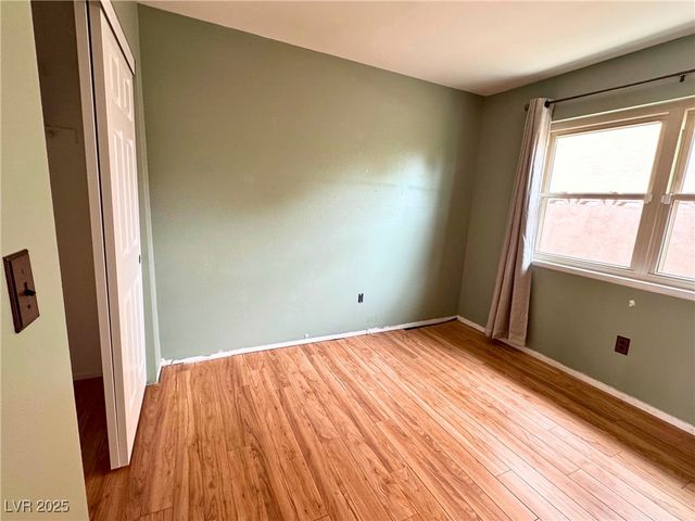 7504 Grenfell Drive, Las Vegas, NV 89129