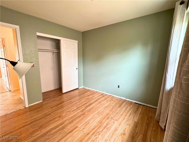 7504 Grenfell Drive, Las Vegas, NV 89129