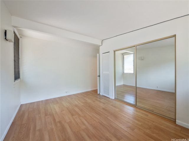 111 Polihale Place, Honolulu, HI 96825