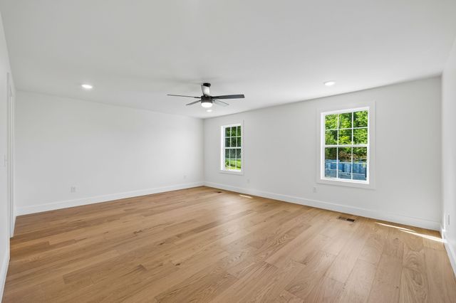 475 Bridle Path, Hartsville, TN 37074