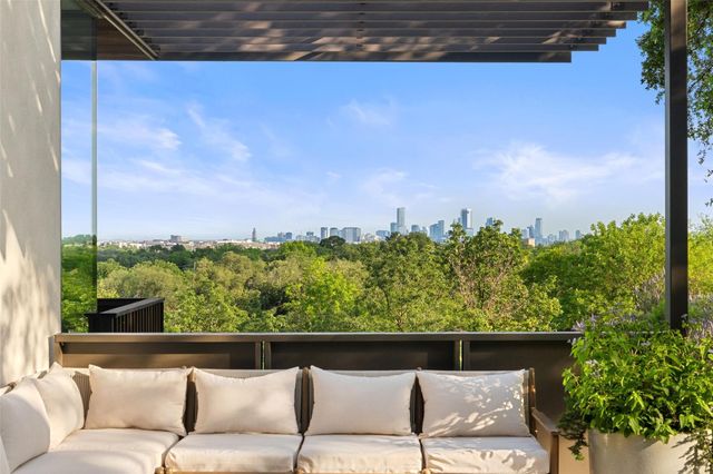4906 Balcones DR, Austin, TX 78731