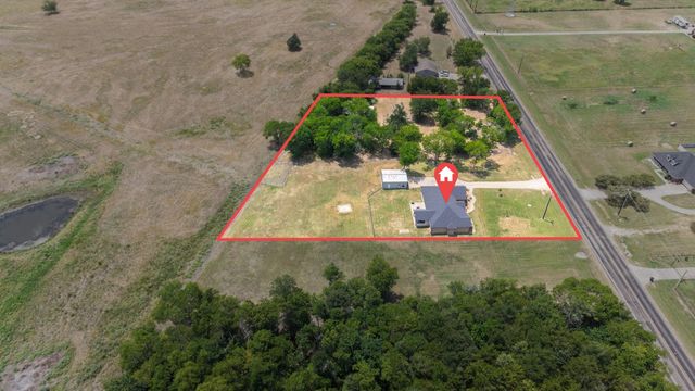 6049 Fm 1567, Lone Oak, TX 75453