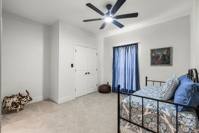 6049 Fm 1567, Lone Oak, TX 75453