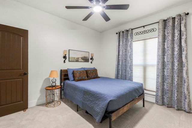 6049 Fm 1567, Lone Oak, TX 75453