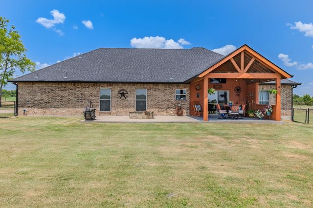 6049 Fm 1567, Lone Oak, TX 75453