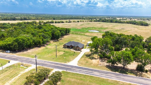 6049 Fm 1567, Lone Oak, TX 75453
