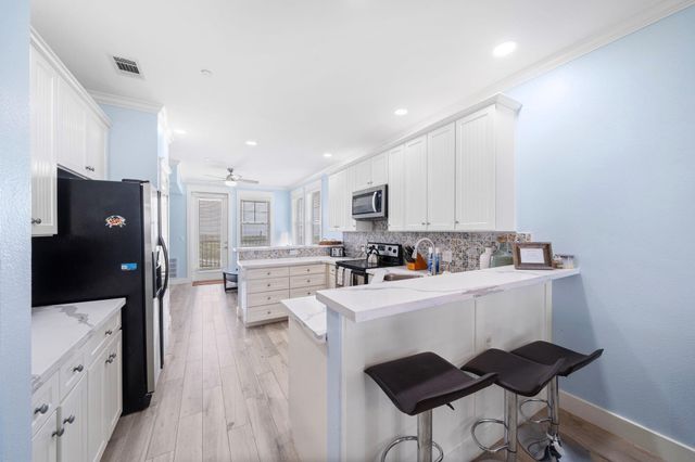 4121 Pointe West Drive 301, Galveston, TX 77554