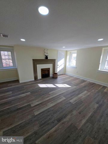 2281 HORSESHOE PIKE, Honey Brook, PA 19344