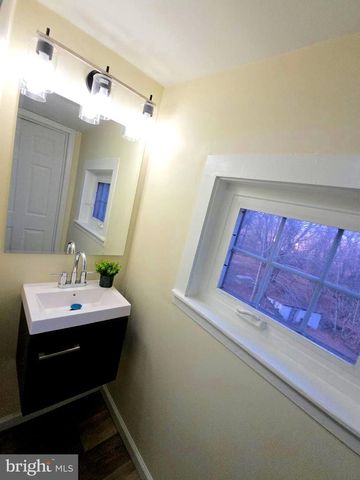 2281 HORSESHOE PIKE, Honey Brook, PA 19344