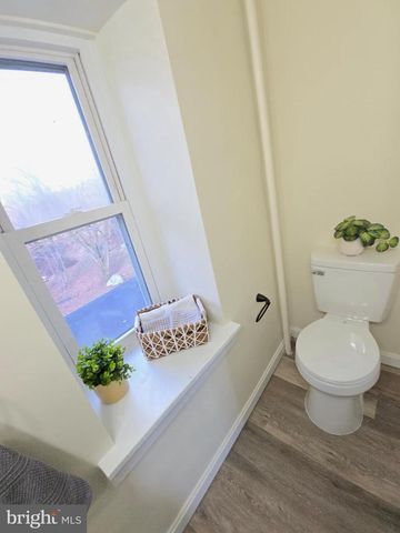 2281 HORSESHOE PIKE, Honey Brook, PA 19344