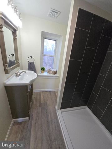 2281 HORSESHOE PIKE, Honey Brook, PA 19344