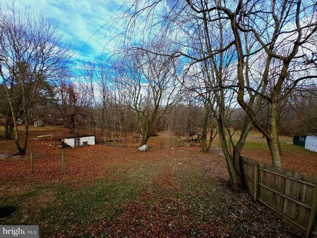 2281 HORSESHOE PIKE, Honey Brook, PA 19344