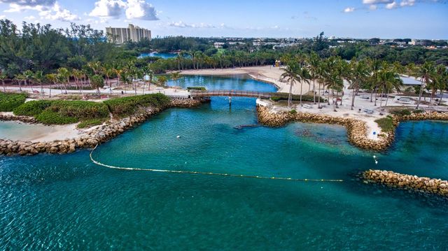 218 Wandering Trail, Jupiter, FL 33458