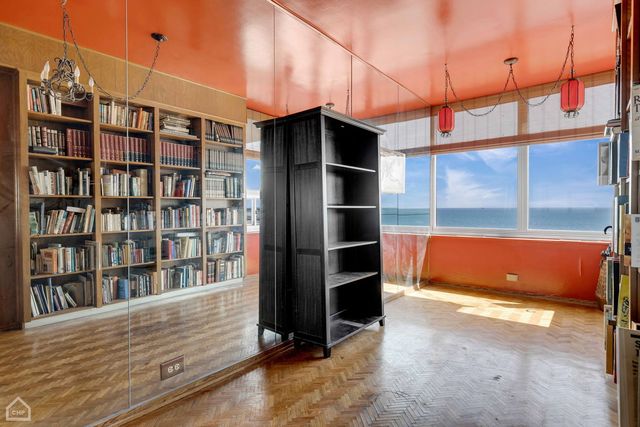 1300 N Lake Shore Drive 8BC, Chicago, IL 60610