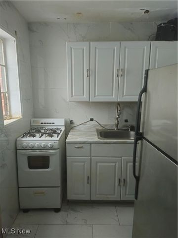 470 Kenwood Drive D, Euclid, OH 44123