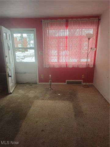 470 Kenwood Drive D, Euclid, OH 44123