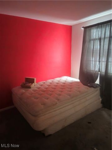 470 Kenwood Drive D, Euclid, OH 44123