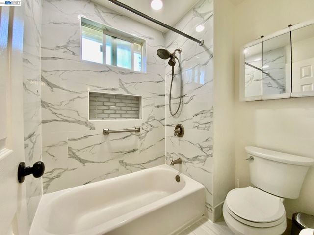 92 Hemlock Ln, Milpitas, CA 95035