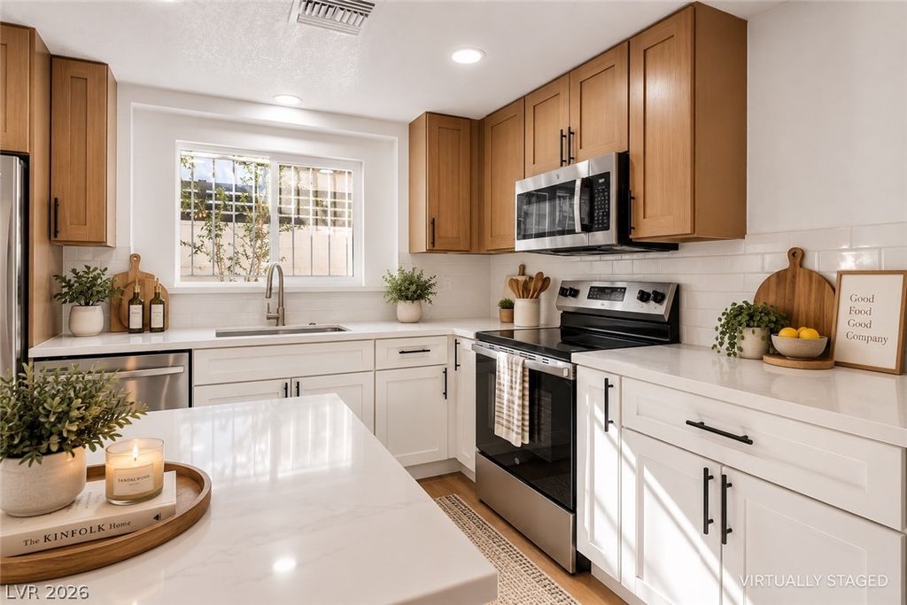 1813 Bracken Avenue, Las Vegas, NV 89104 — photo 4