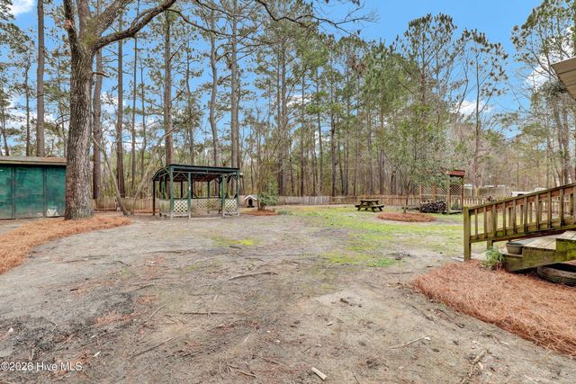 101 Lanier Avenue, Rocky Point, NC 28457