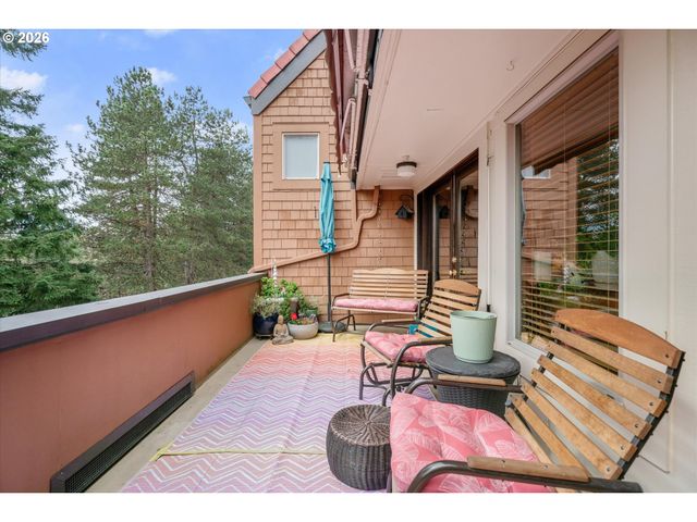 47 Oswego Summit 47, Lake Oswego, OR 97035