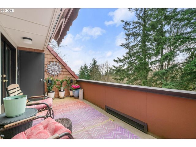 47 Oswego Summit 47, Lake Oswego, OR 97035