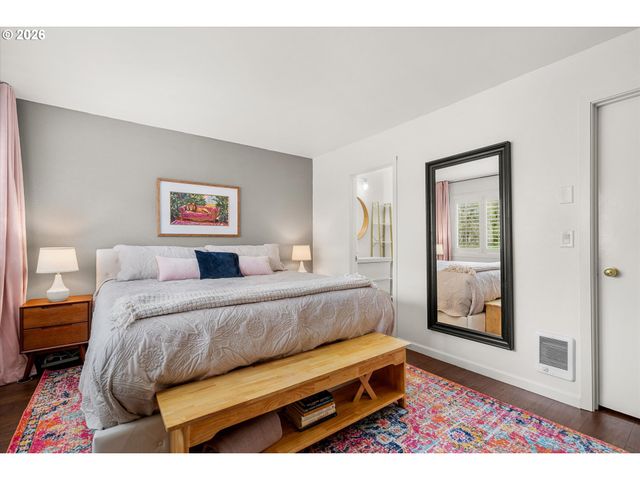 47 Oswego Summit 47, Lake Oswego, OR 97035