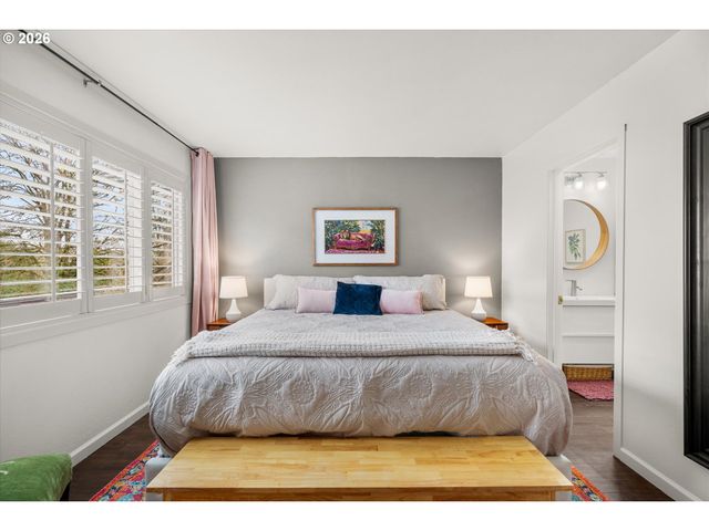 47 Oswego Summit 47, Lake Oswego, OR 97035