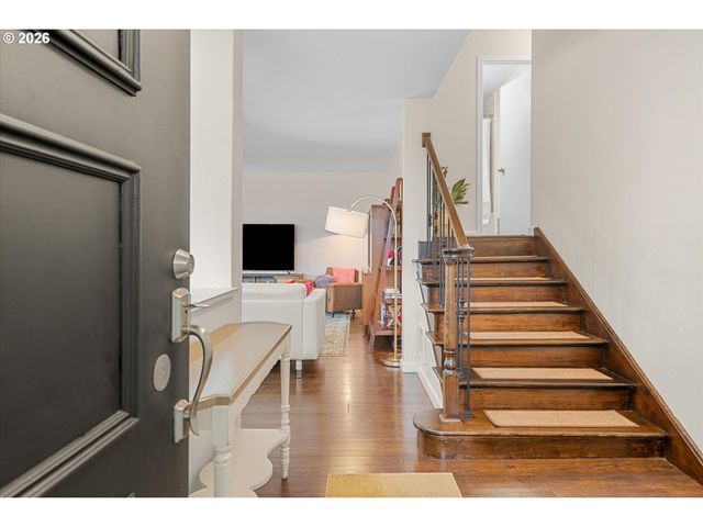 47 Oswego Summit 47, Lake Oswego, OR 97035