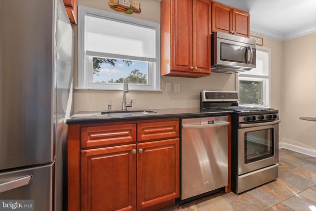 54 WAYSIDE LN, Lawrence Township, NJ 08648