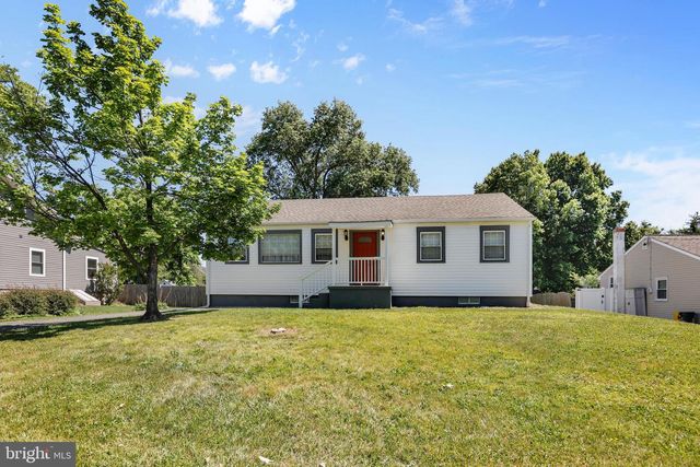 54 WAYSIDE LN, Lawrence Township, NJ 08648