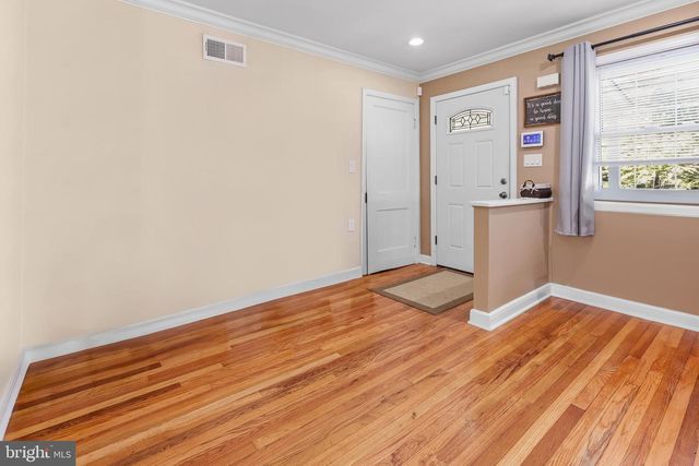 54 WAYSIDE LN, Lawrence Township, NJ 08648