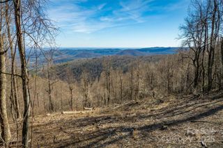 7596 Walkertop Mtn Overlook Drive, Morganton, NC 28655