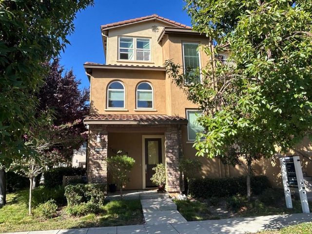 923 Indian Wells Avenue, Sunnyvale, CA 94085