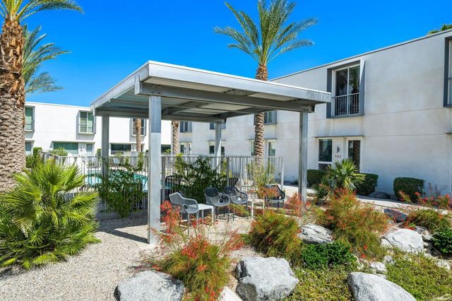 2150 N Zanjero Road 206, Palm Springs, CA 92262