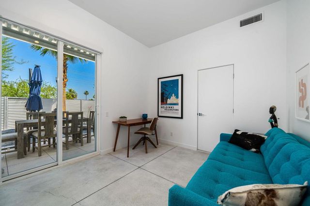 2150 N Zanjero Road 206, Palm Springs, CA 92262