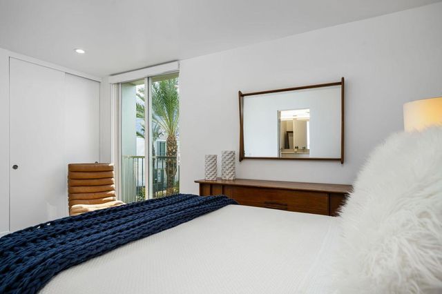 2150 N Zanjero Road 206, Palm Springs, CA 92262