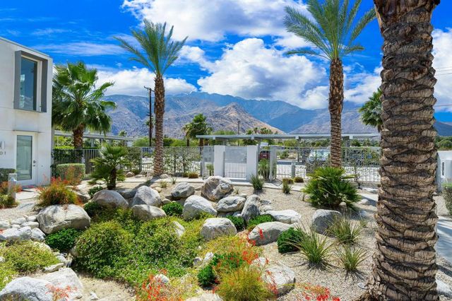 2150 N Zanjero Road 206, Palm Springs, CA 92262