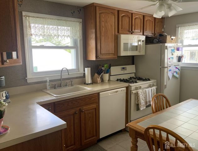 89 Bernard Street, Carteret, NJ 07008