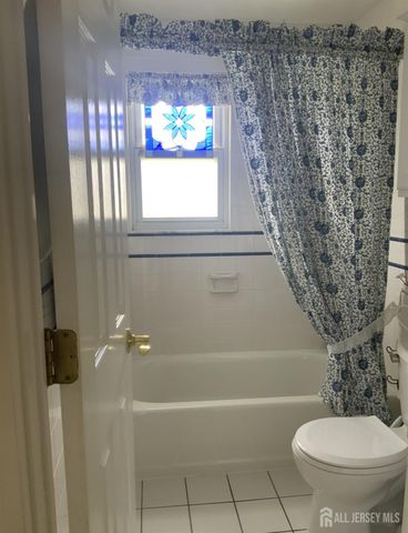 89 Bernard Street, Carteret, NJ 07008