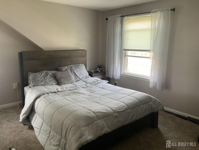 89 Bernard Street, Carteret, NJ 07008