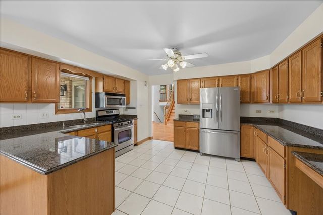 16101 Lake Villa Avenue, Tinley Park, IL 60477
