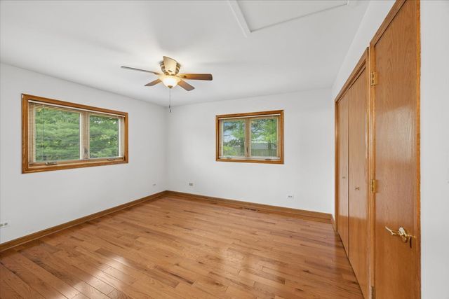 16101 Lake Villa Avenue, Tinley Park, IL 60477