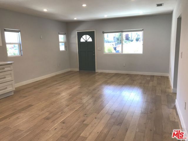 6157 Mesa Avenue, Los Angeles, CA 90042
