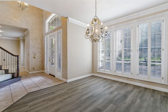 865 Thomas Crossing Drive, Fort Worth, TX 76028