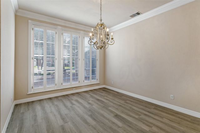 865 Thomas Crossing Drive, Fort Worth, TX 76028